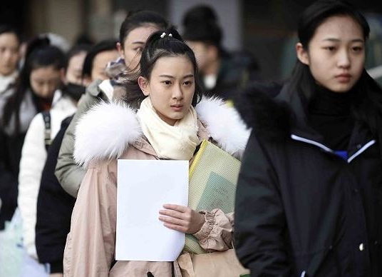 教育局關(guān)于高考最新通知：一刀切，這條原先特殊的道路將取消