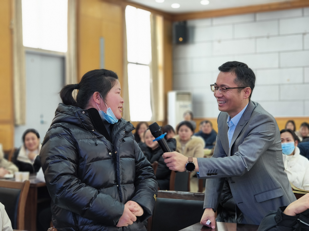 金芒果教育|別讓自己的“犧牲感”，成為孩子成長的枷鎖